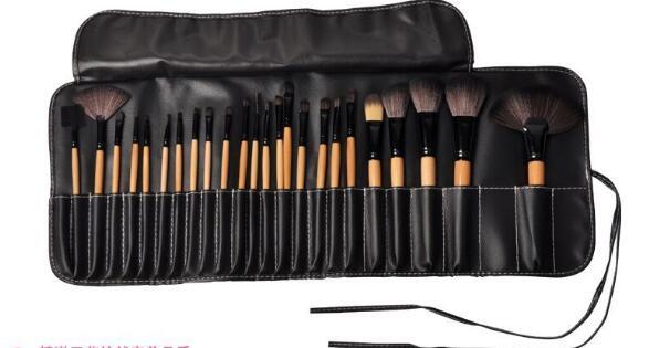 24 Piece Professional Cosmetic Makeup Brush Set in Carrying Case
A comprehensive set of professional makeup brushes in a convenient carrying case, including a variety of brushes for powder, foundation, eyeshadow, and more to create a complete makeup application.