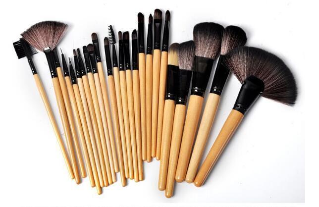 24-Piece Professional Makeup Brush Set for Cosmetics Application - Powder, Foundation, Eyeshadow, and Blush Tools