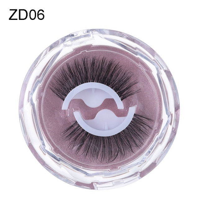 Captivating Floral Eyelashes with Natural Curl