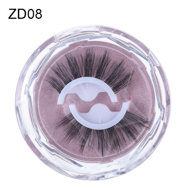 Captivating Floral Eyelashes with Natural Curl